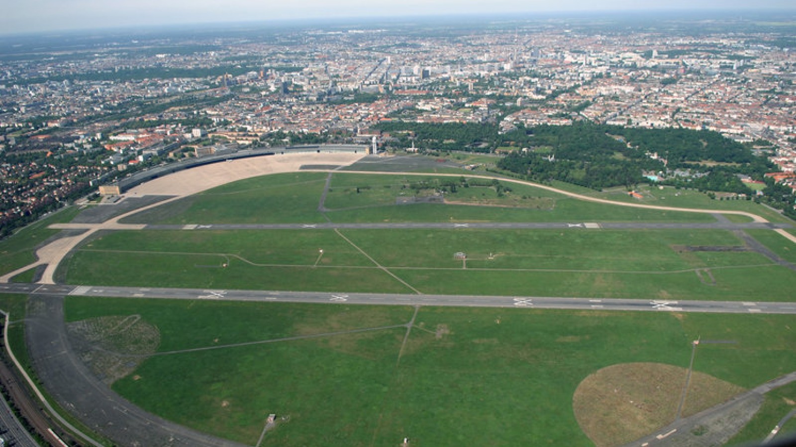 Was zur Eröffnung von Tempelhof geplant ist