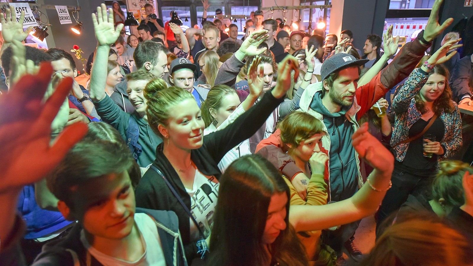 Rapper Weekend stellt neue CD in Gelsenkirchen vor