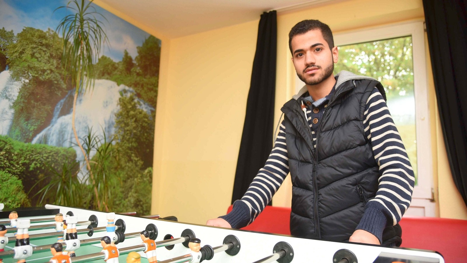 Omar aus Syrien allein, minderjährig, geflüchtet