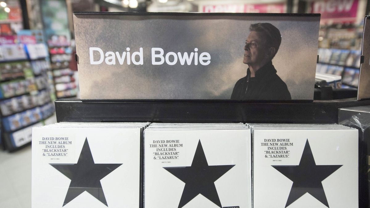 David Bowies letztes Album steuert auf USVerkaufsrekord zu