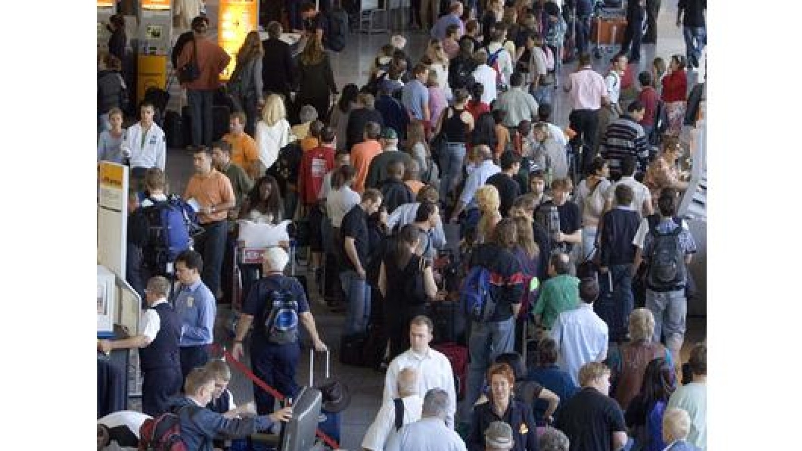 Firma-muss-Stornierungskosten-bei-Reiser-cktritt-tragen