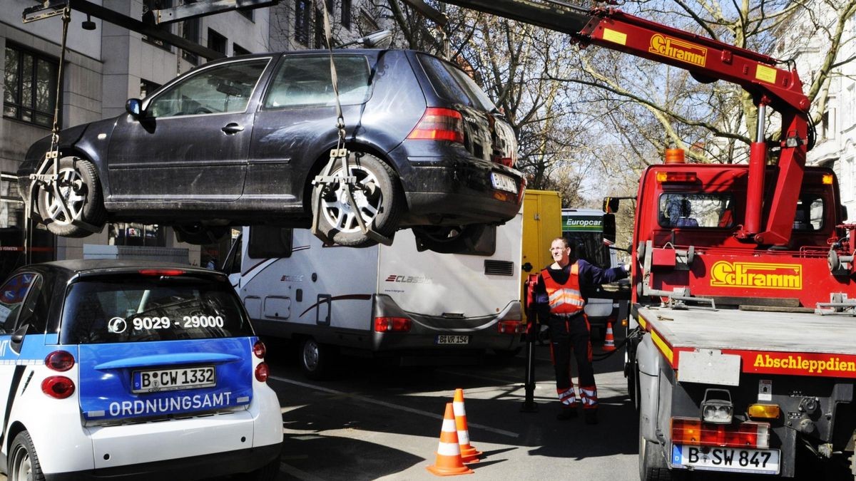 BVG lässt Tausende Berliner Falschparker abschleppen