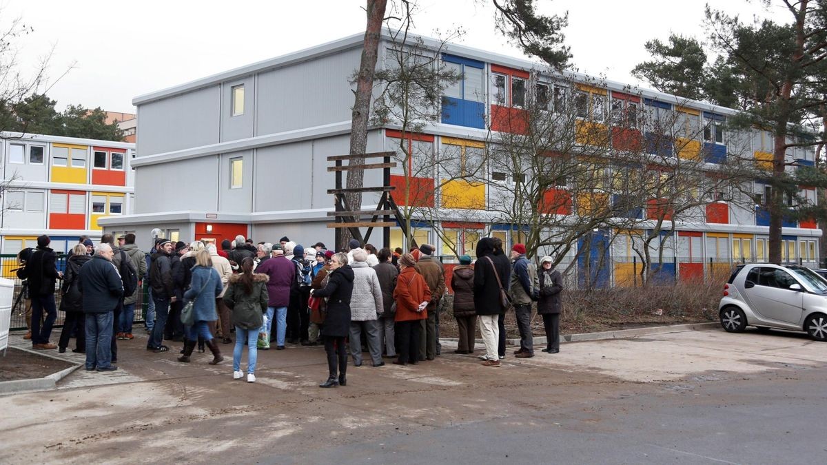 Wie die Flüchtlinge im Köpenicker Containerdorf leben