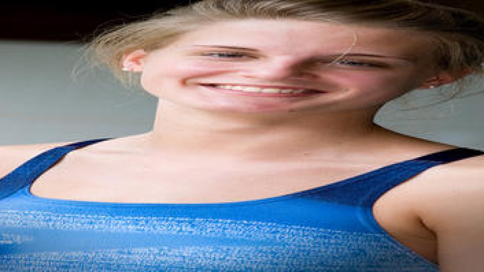 Lisa Vitting stellte in Singapur zwei neue Mülheimer Rekorde auf