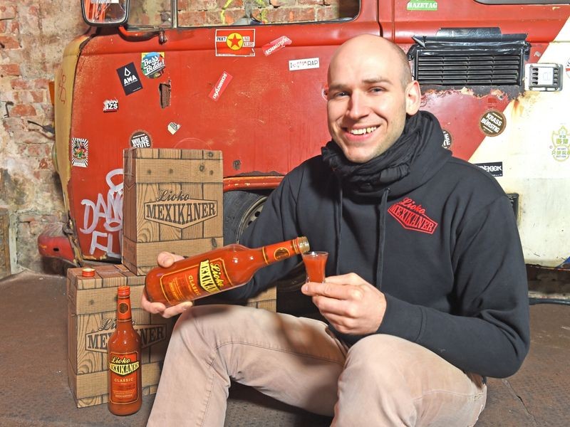 Ogizda uchlik sikish