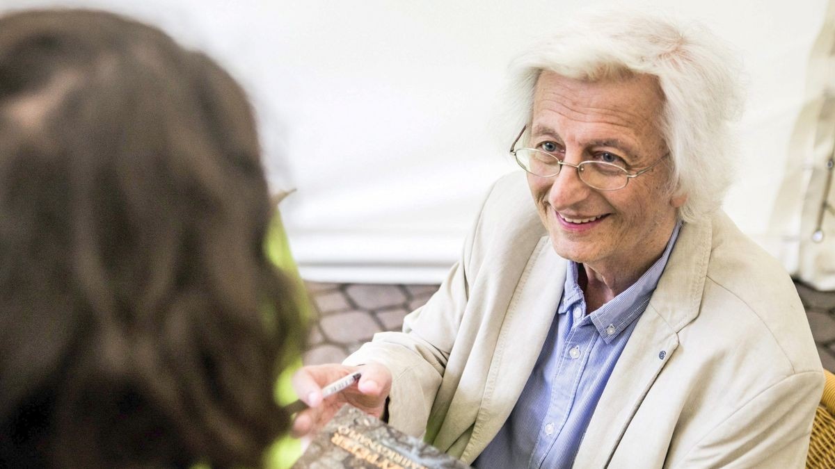 Ungarischer Schriftsteller Peter Esterhazy gestorben
