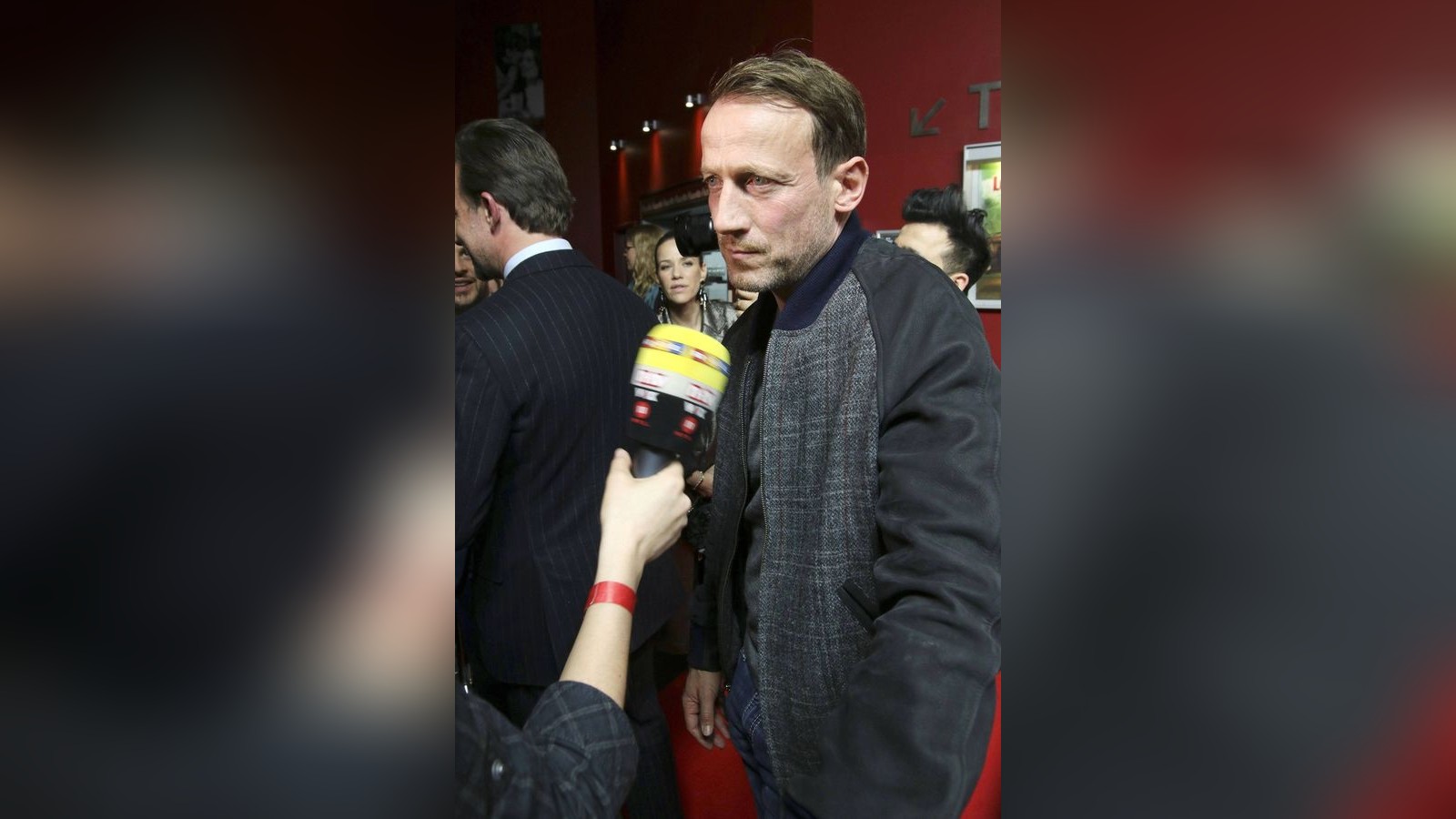 Wotan Wilke Möhring und Anke Engelke in der Lichtburg