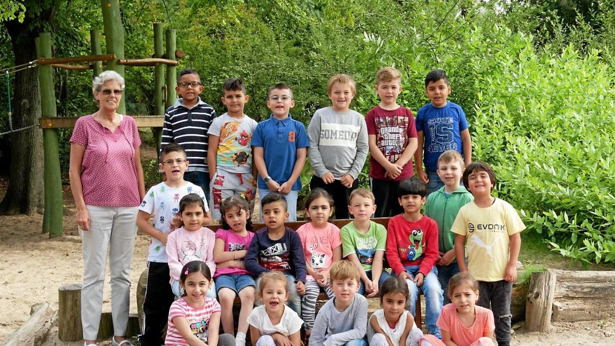 Erstklässler der Grundschule Salzgitter Am Ostertal