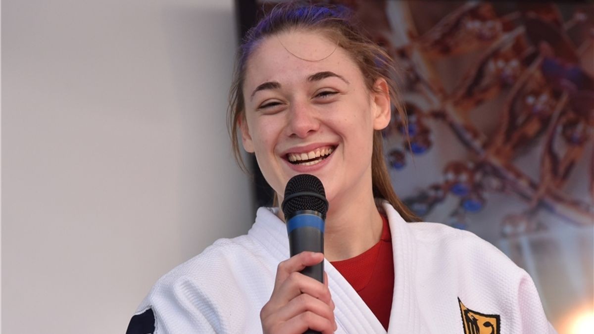 Scoccimarro Gold zum U21Abschluss