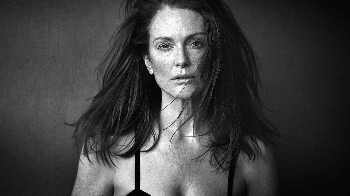 Die amerikanische Schauspielerin Julianne Moore („A Single Man“) über Lindbergh in New York 2016: „Er mag eine sehr raue und authentische Art von Schönheit. Ich glaube nicht, dass er je das Gefühl hatte, jemand könnte nicht schön sein.“