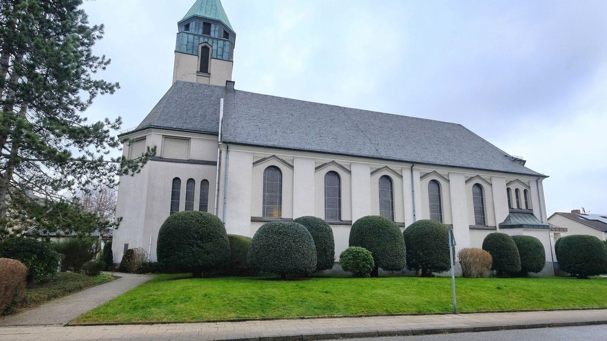 Pastor Aus für St. Antonius Abbas in Schönebeck illegitim