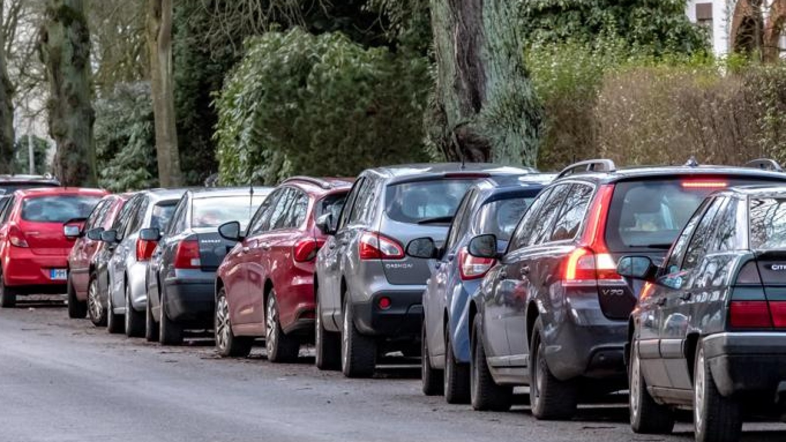 Um Den Hamburger Flughafen Sollen Nur Noch Anwohner Parken www.abendblatt.de