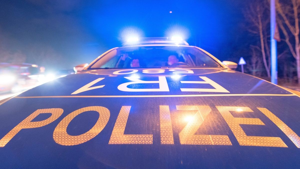 Die Polizei durchsuchte am Dienstag Wohnungen mutmaßlicher Rechtsterroristen. (Symbolbild) 