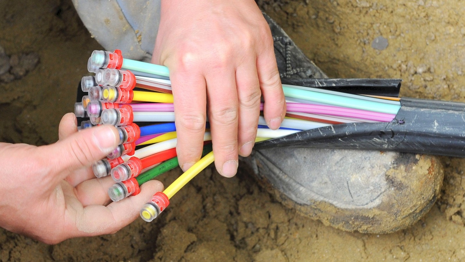 Schnelles Netz Wie weit sind und Telekom?