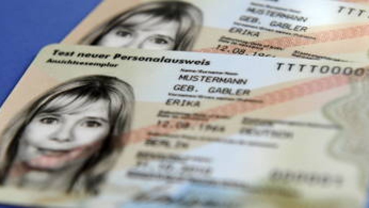 Wo Beantragt Man Einen Personalausweis Neuer Ausweis kann mehr und wird teurer