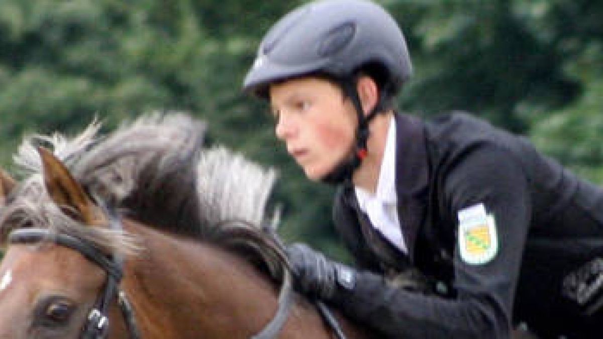 Dritter Platz bei PonyMeisterschaft für Max Heckel