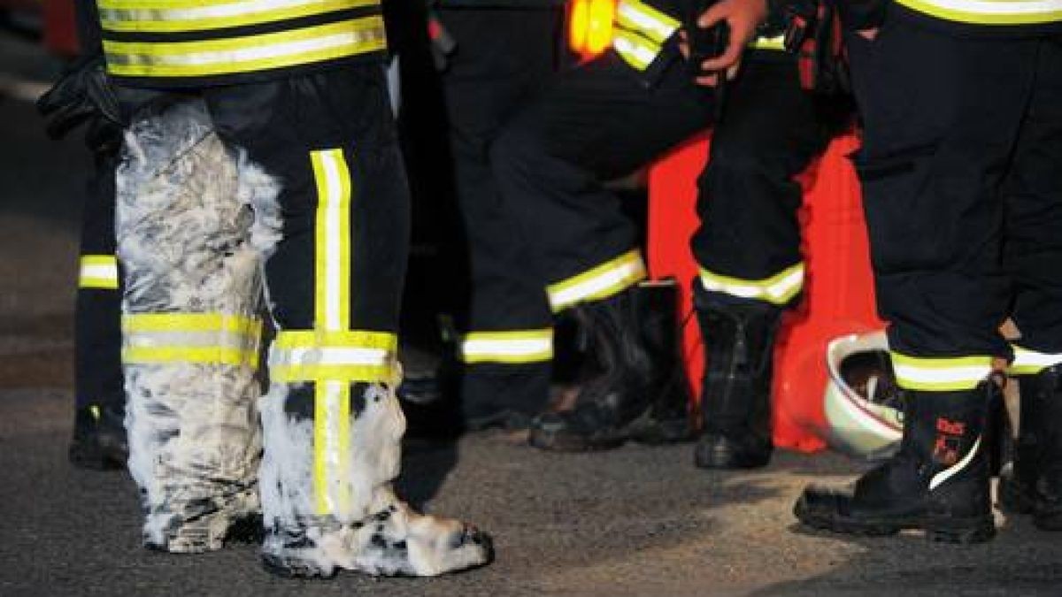 Bei einem schweren Zugunglück in Bleicherode waren etwa 150 Einsatzkräfte im Großeinsatz. Beide Züge hatten Gefahrgüter geladen. Foto: Sascha Fromm