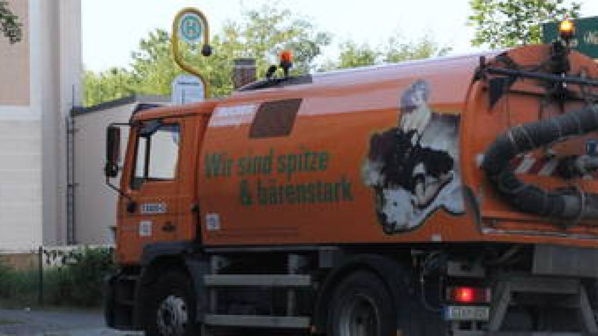 Gud Geraer Umweltdienste Gmbh & Co. Kg Bisherige Besen kehren künftig billiger
