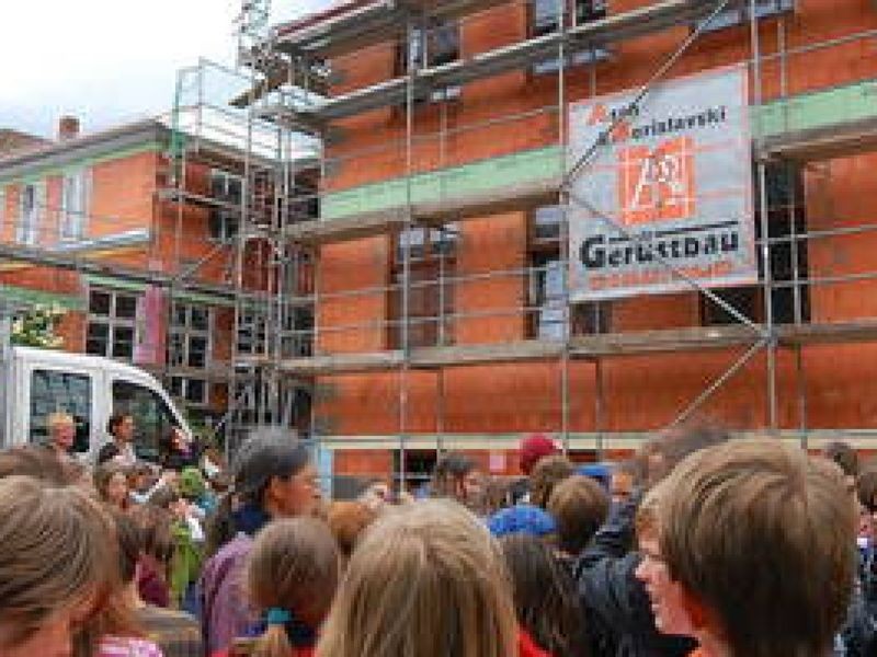 Waldorfschule Bischleben feierte Richtfest am Kindertag