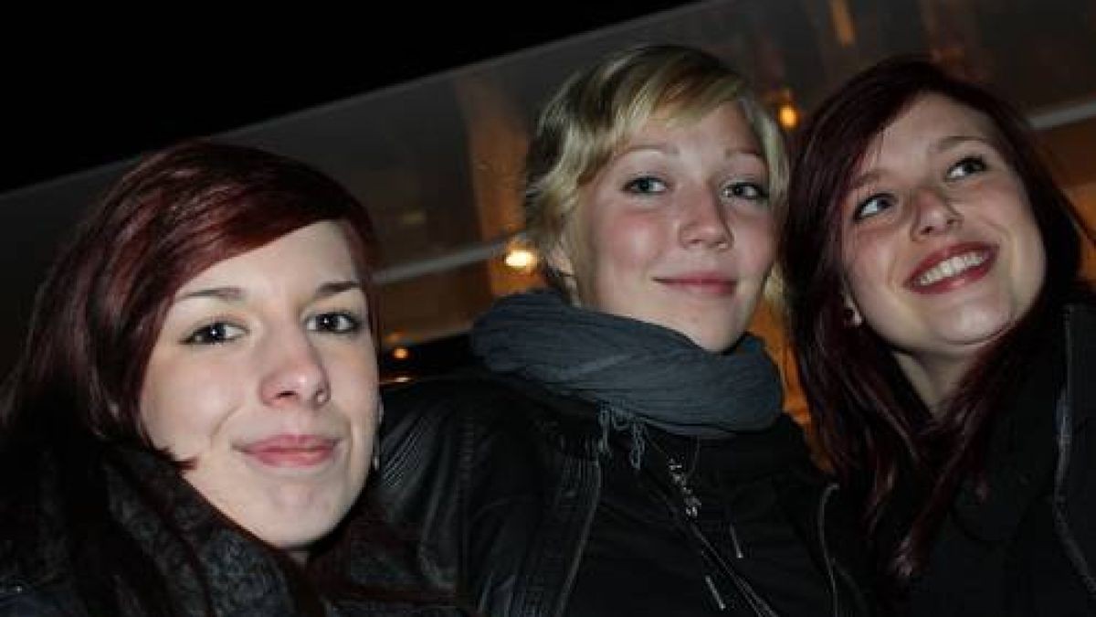 Heiß ging es auf dem Possen bei Sondershausen bei der Mixery Klubraum Tour her. Dafür sorgten die DJ vom Radiosender RTL 89.0 und ihre bezaubernden Tänzerinnen.