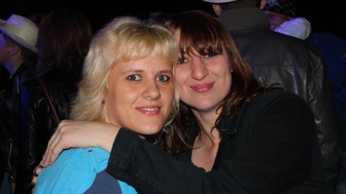 Heiß ging es auf dem Possen bei Sondershausen bei der Mixery Klubraum Tour her. Dafür sorgten die DJ vom Radiosender RTL 89.0 und ihre bezaubernden Tänzerinnen.