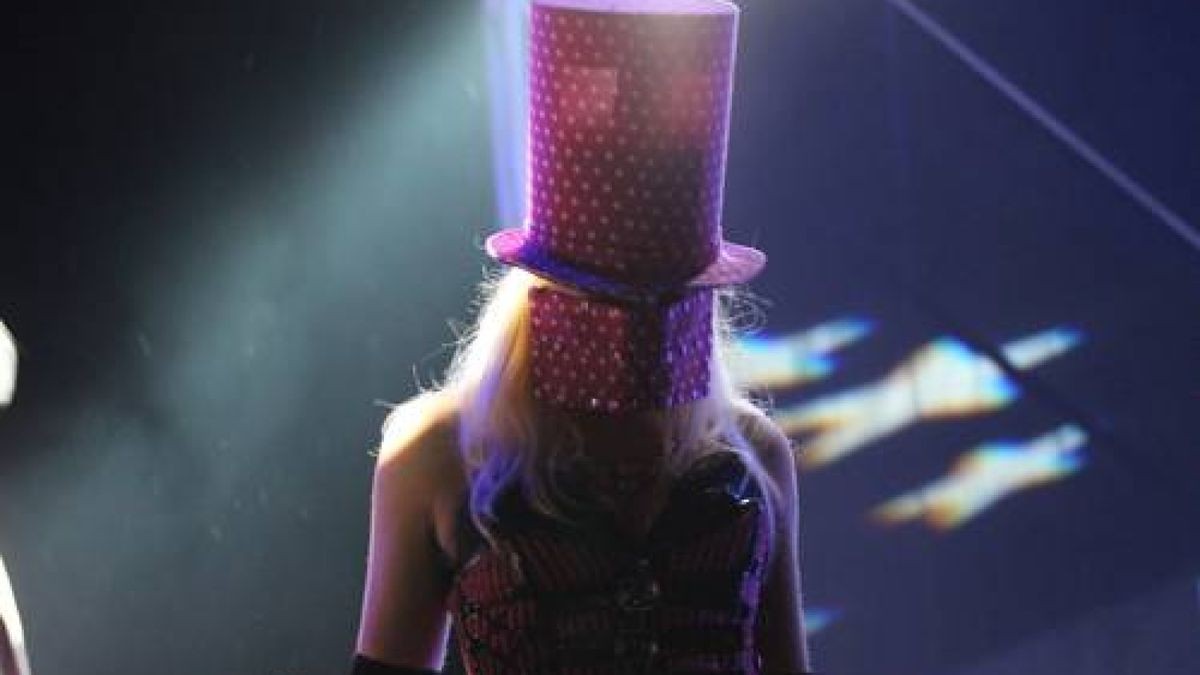 Heiß ging es auf dem Possen bei Sondershausen bei der Mixery Klubraum Tour her. Dafür sorgten die DJ vom Radiosender RTL 89.0 und ihre bezaubernden Tänzerinnen.