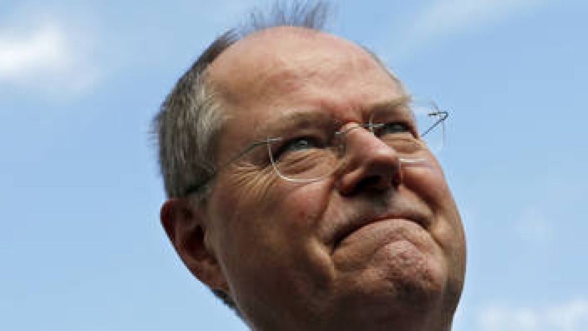 Der ehemalige Finanzminister Peer Steinbrück (SPD) hat sich laut Medienberichten im Kampf um die SPD-Kanzlerkandidatur durchgesetzt. Foto: Mario Vedder/dapd