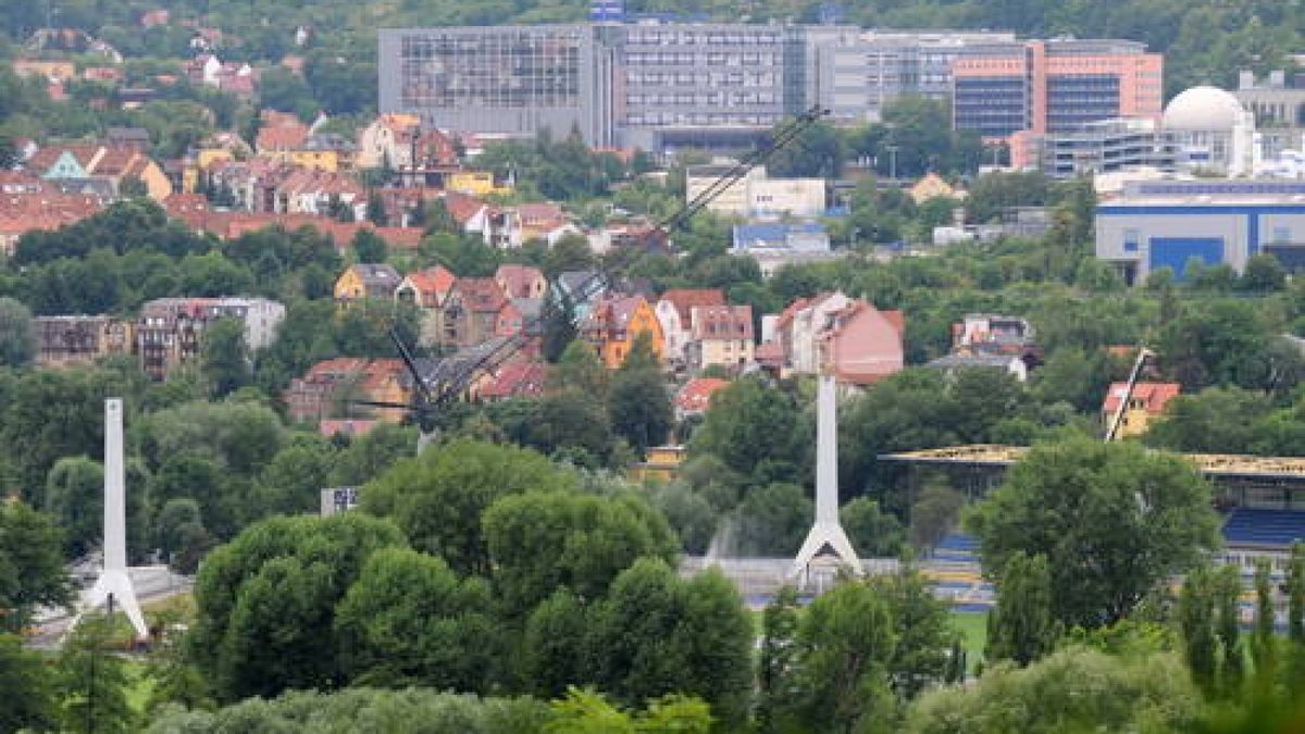 Bild vom Abbau am Montag, 29. Juli. Foto: Tino Zippel