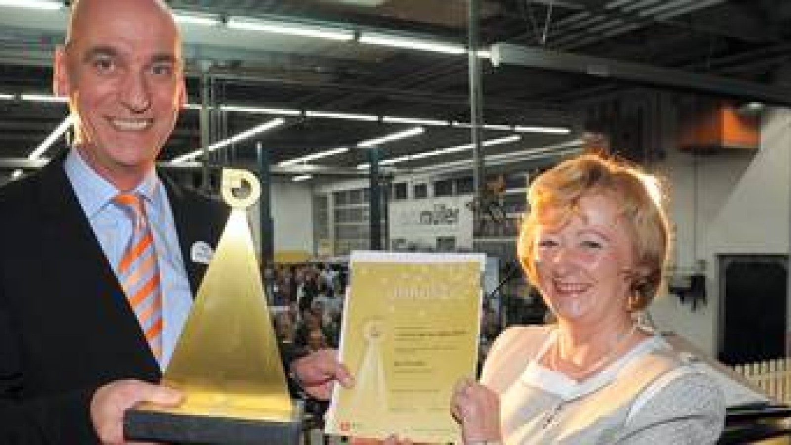 Rolf H. Frowein Unternehmer des Jahres im SaaleOrlaKreis