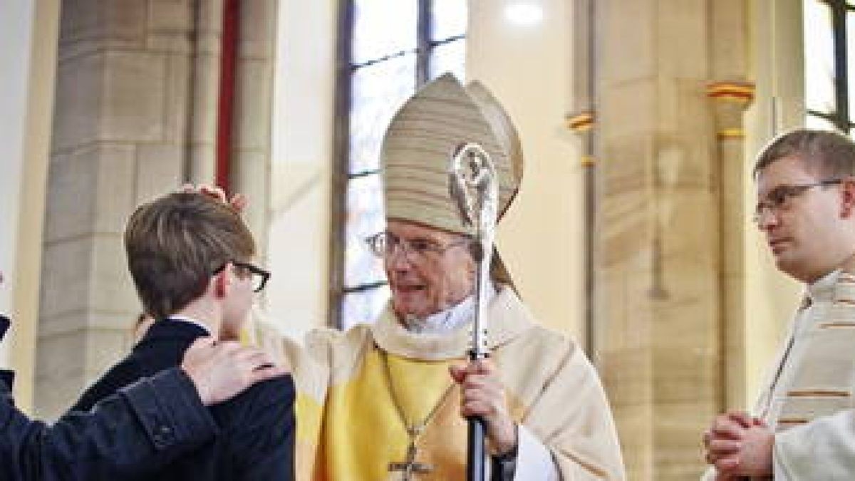 Firmung soll junge Christen in ihrem Glauben stärken