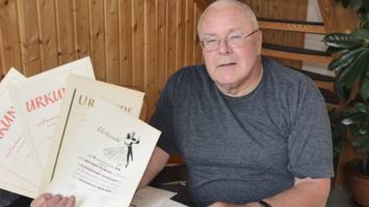 Als der Baron mit seiner Baronin in Frack und Tüll über das Parkett