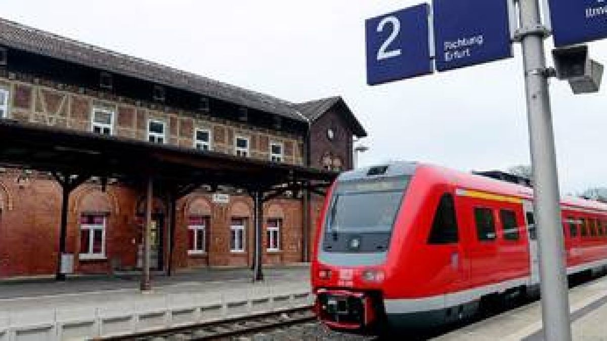 Auch in Plaue werden ab 2017 die vier geplanten Expresszüge von Erfurt nach Ilmenau halten - die Studenten wird es freuen. Foto: Hans-Peter Stadermann