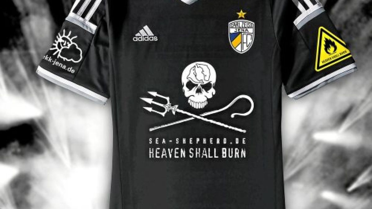 FC Carl Zeiss Jena×heaven shall burn Carl Zeiss Jena X Heaven Shall Burn 2025 Macron Pre-match