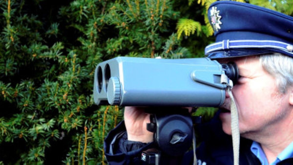 Polizei kontrolliert im Ilm-Kreis verstärkt zum Schulbeginn