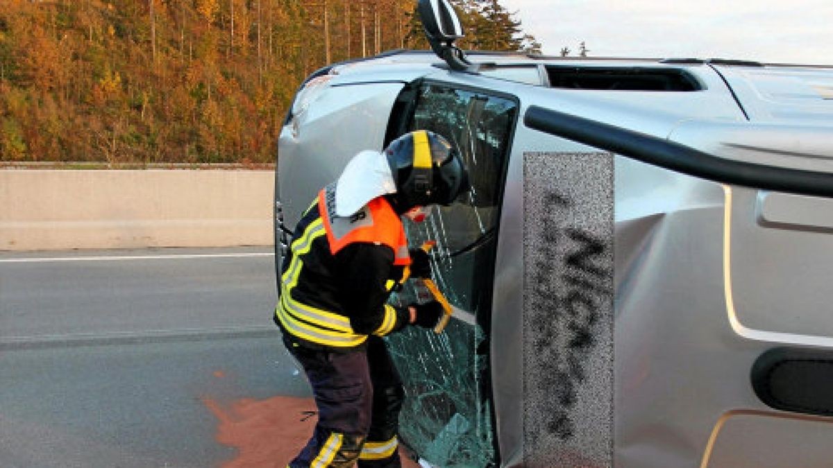 Schwerer Unfall auf A9 bei Schleiz