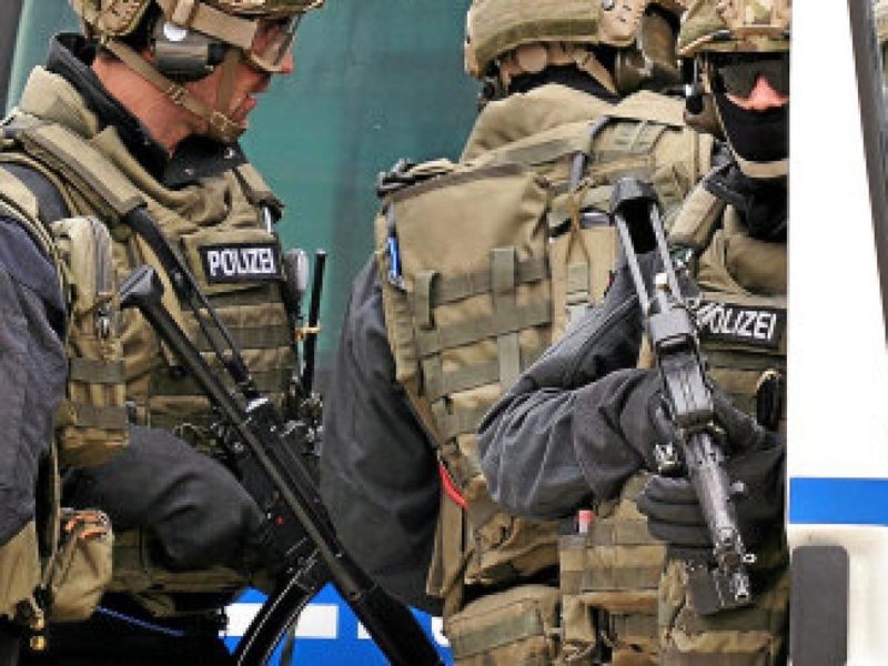 Neue AntiTerrorSpezialeinheit Bund rüstet im AntiTerrorkampf auf