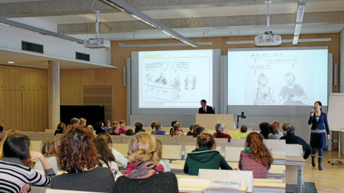 Moderner neuer Hörsaal für die Berufsakademie Gera