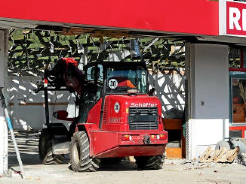 Lebensmittelmarkt weicht RossmannDrogerie in Neustadt