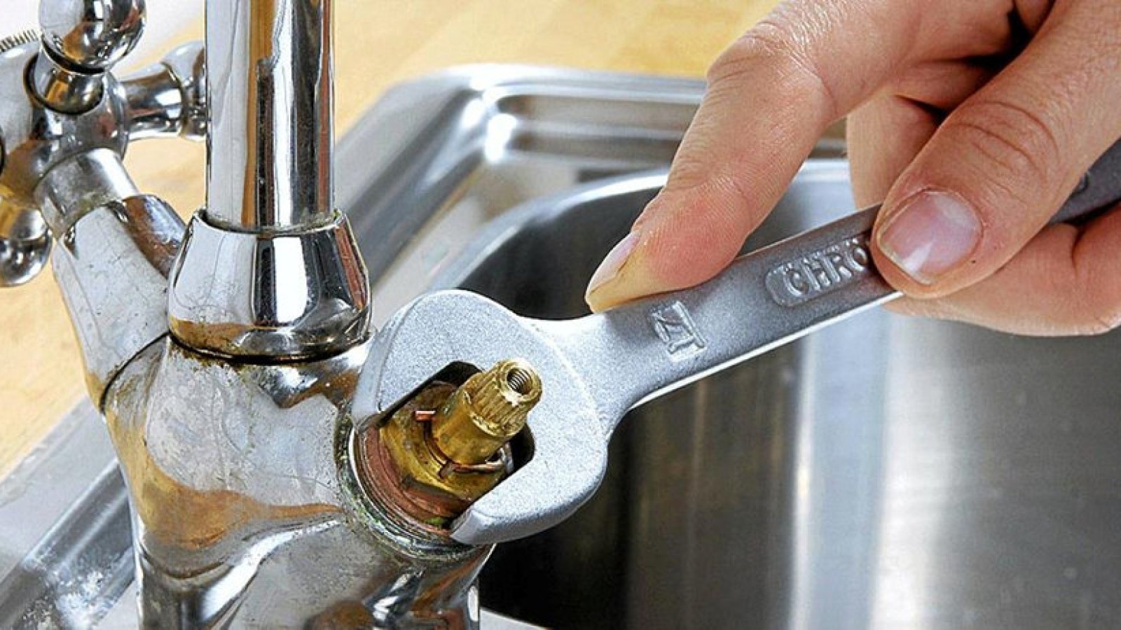 Wenn der Wasserhahn tropft So funktioniert die Reparatur