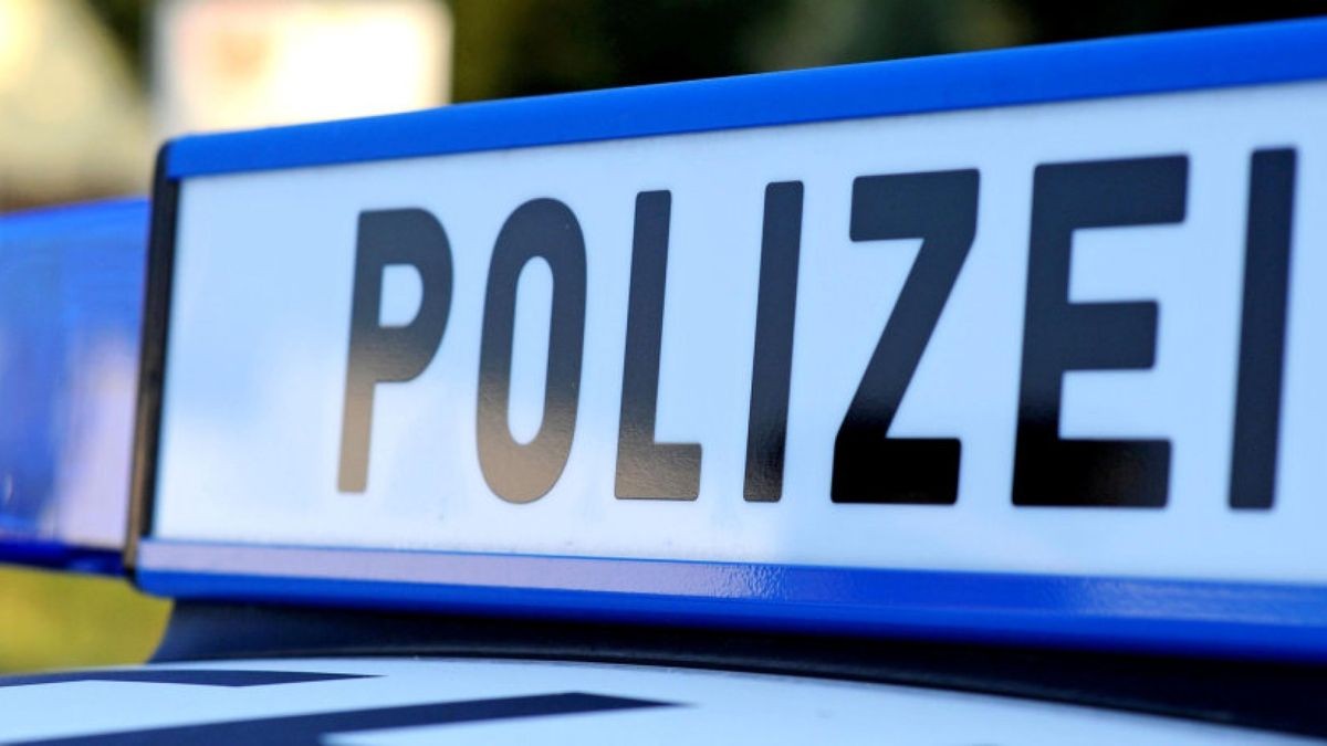 Die Polizei sucht Zeugen zu dem Unfall. Symbolfoto: Tino Zippel