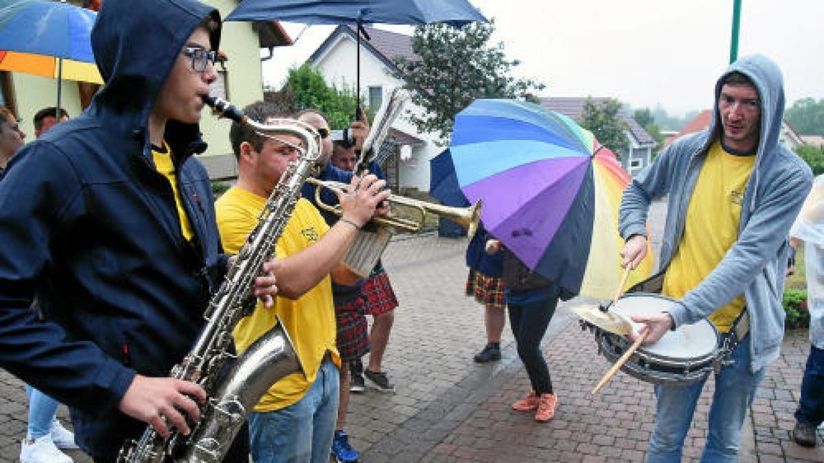 KirmesStändchen in Ottstedt am Berge