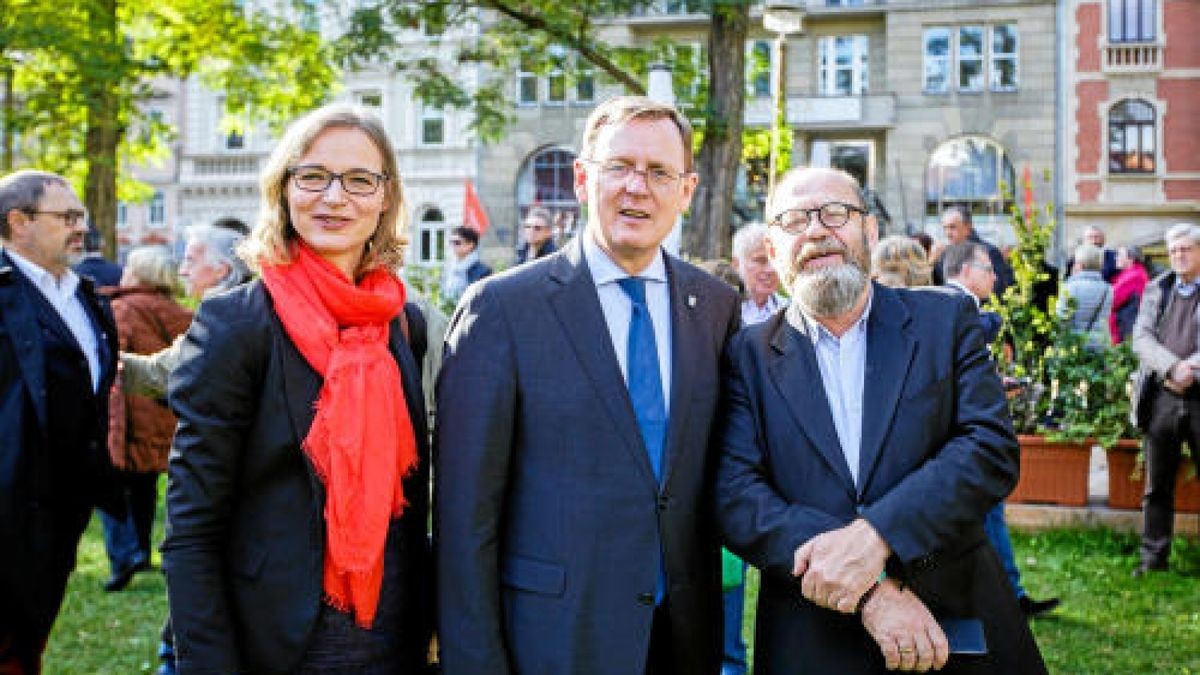 Eröffnung des Kunstprojekts In Bed with Martin Luther auf dem Karlplatz in Eisenach. Foto: Sascha Fromm