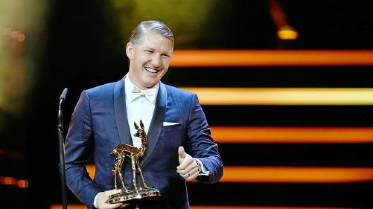 Bastian Schweinsteiger erhält am 17.11.2016 in Berlin den Bambi in der Kategorie 