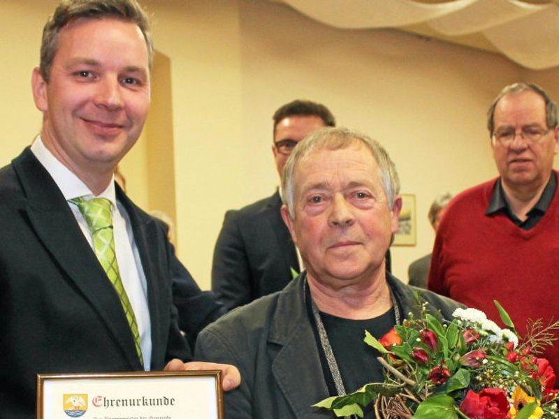 Volkmar Kühn zum Ehrenbürger der Gemeinde Wünschendorf ernannt