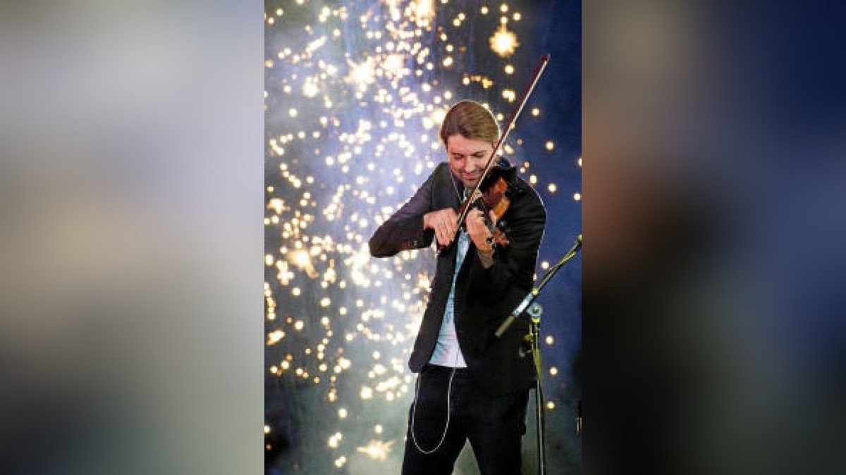 Mit einer fulminanten Show begeisterte David Garrett am Sonntagabend in der Messehalle Erfurt.