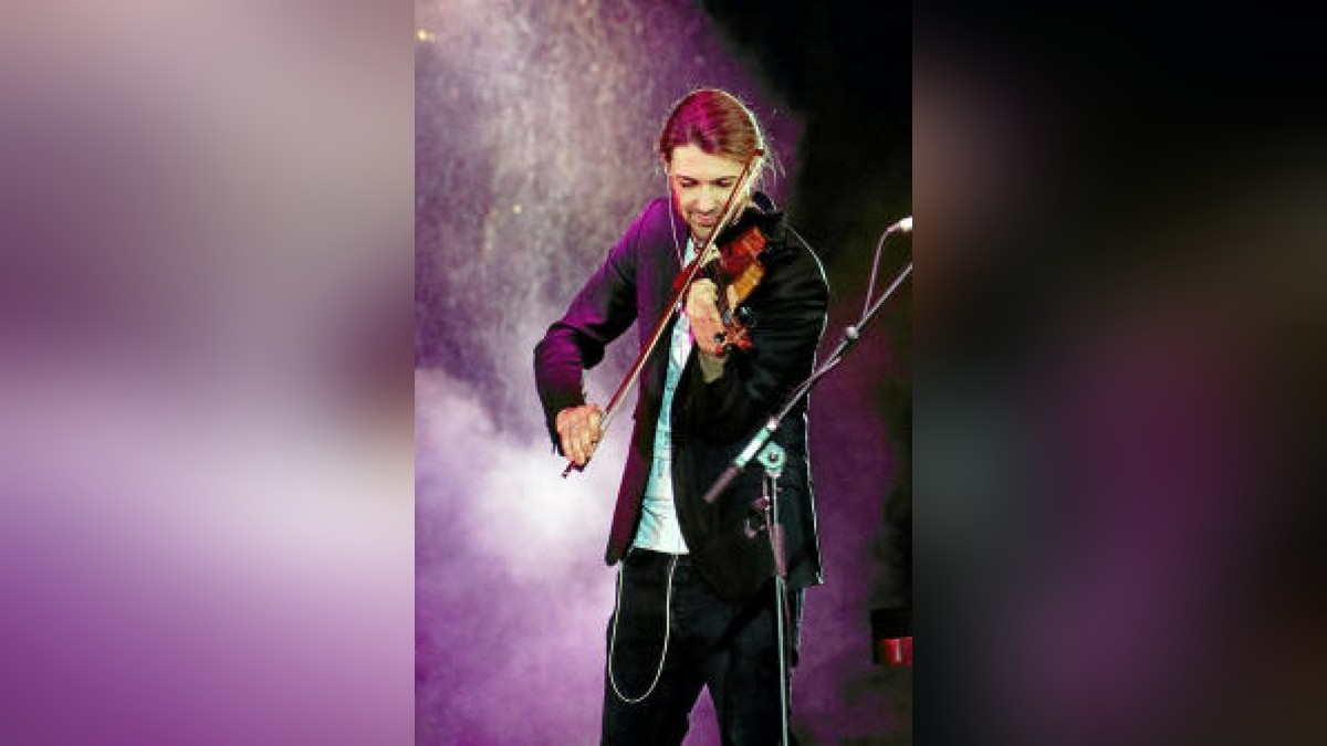 Mit einer fulminanten Show begeisterte David Garrett am Sonntagabend in der Messehalle Erfurt.