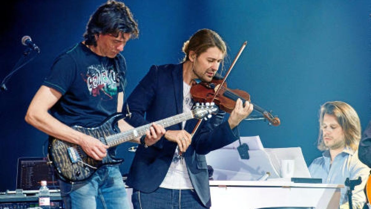 Mit einer fulminanten Show begeisterte David Garrett am Sonntagabend in der Messehalle Erfurt.