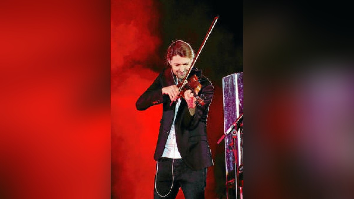 Mit einer fulminanten Show begeisterte David Garrett am Sonntagabend in der Messehalle Erfurt.