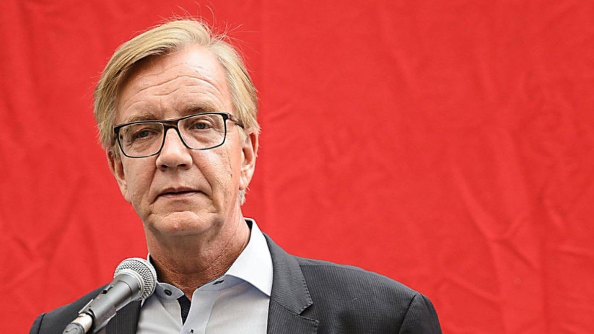 Der Vorsitzende der Bundestagsfraktion und Spitzenkandidat der Partei Die Linke, Dietmar Bartsch.