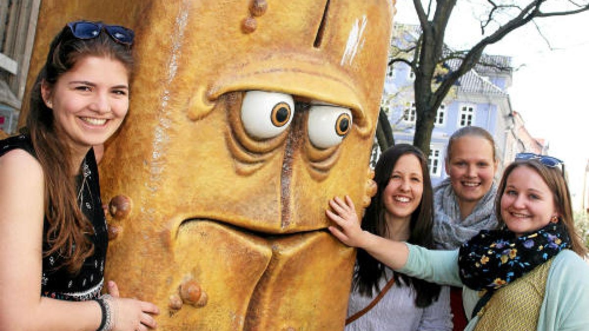 Bernd das Brot neben dem Rathaus zählt zu Erfurts beliebtesten Fotomotiven. Foto: Martin Moll